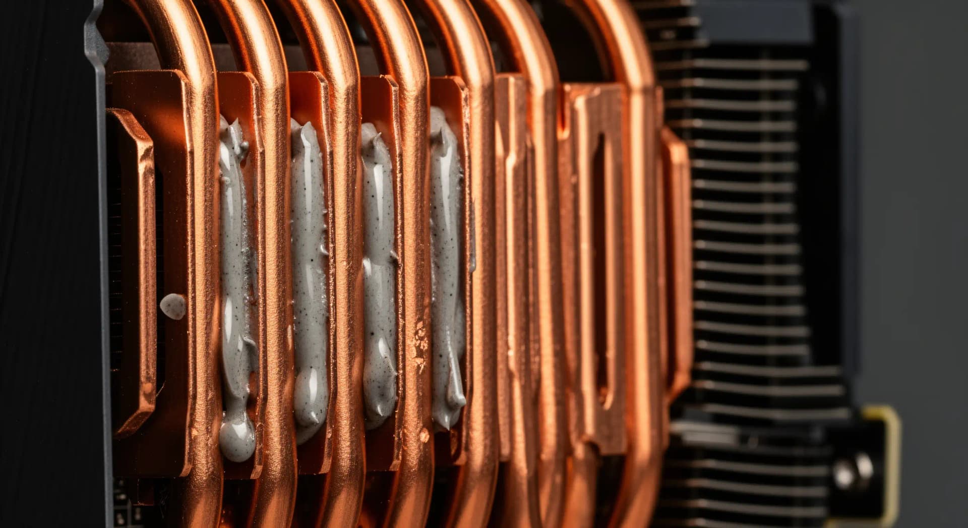 Radeon AI Pro R9700 : 32 Go pour 1299 dollars, vraiment ?