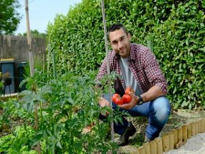 Auto cueillette, une activite qui rapproche les producteurs et consommateurs