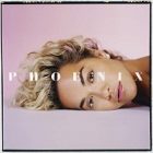 Rita Ora : « Phoenix » sera bientôt disponible dans les bacs