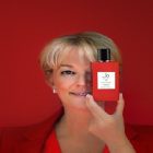 Jo Malone lance son parfum « Jo by Jo Loves »
