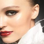 Lilly Rose Depp est l’égérie de la marque Chanel