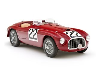 Ferrari 166 MM Barchetta, la voiture exposee au Concours d elegance du chateau de Hampton Court