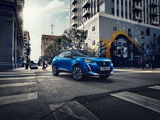 Peugeot 2008, le Suv 2e generation disposera d une version 100 electrique