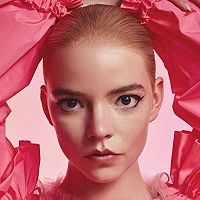 Viktor et Rolf, Anya Taylor Joy est l egerie du parfum Flowerbomb