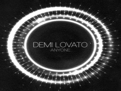 Demi Lovato : Playup presente anyone, un single disponible en mp3