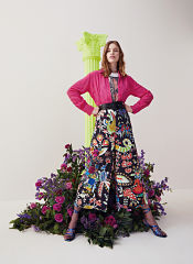 Christian Lacroix x Desigual, le couturier francais lance une capsule avec la marque espagnole
