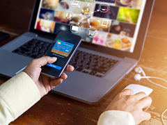 Confinement, trafic internet, streaming et jeux portent le secteur vers le haut