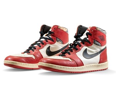 Sneakers, l Air Jordan 1 du basketteur Michael Jordan vendu a prix record