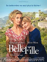 Regardez la comédie Belle-Fille au cinéma © Courtesy of UGC Distribution
