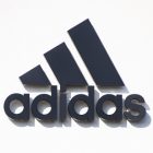 Adidas dévoile le fruit de sa collaboration avec Swarovski