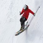 Ski alpin : un exercice physique aux nombreux atouts pour la santé