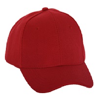 une casquette rouge