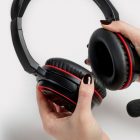 Pronounce Headphones: A new tool for learning English