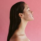 TikTok : peut-on réellement faire confiance aux produits acne safe ? 